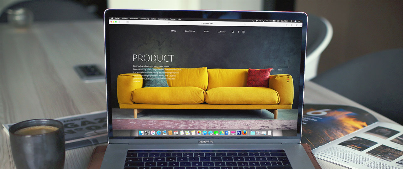 MacBook Pro mit Webdesign eines Onlineshops.