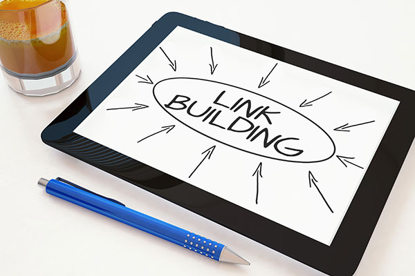 Link Building beschreibt das Aufbauen externer Links auf die eigene Webseite.